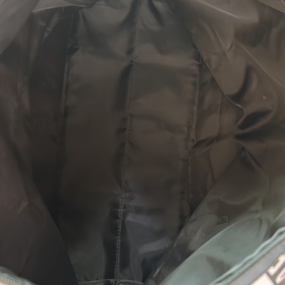 Victoria’s Secret Pink/Black Striped Overnight Bag - Picture 11 of 17